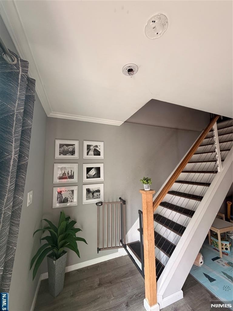 170 Manhattan - Photo 1
