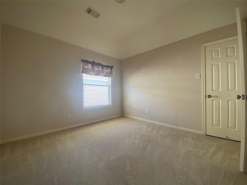 7626 Brighton Knolls Lane - Photo 8