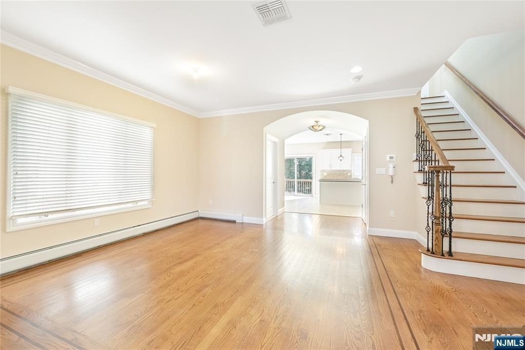 64 W Harwood - Photo 7