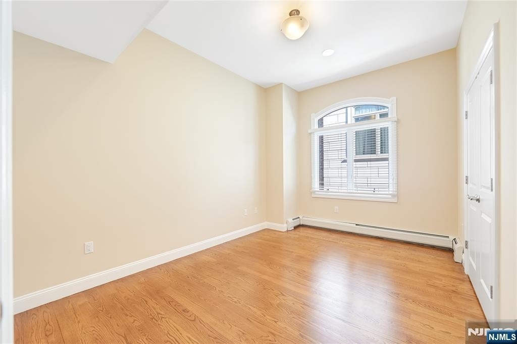 64 W Harwood - Photo 22