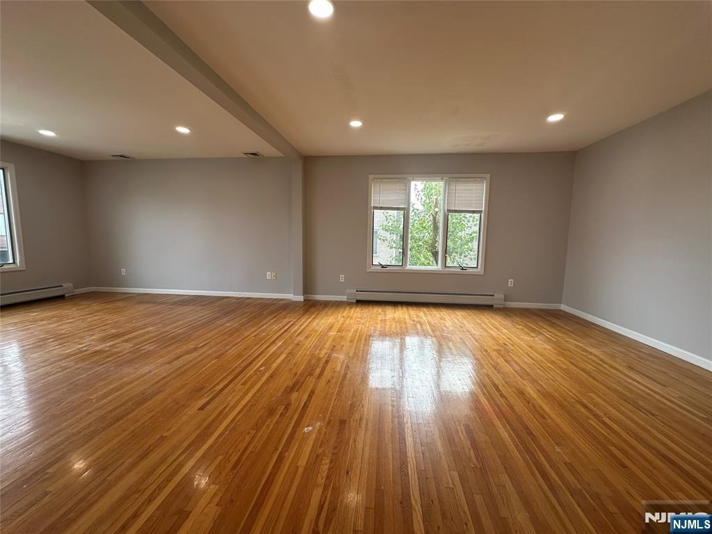 18 E Washington - Photo 3