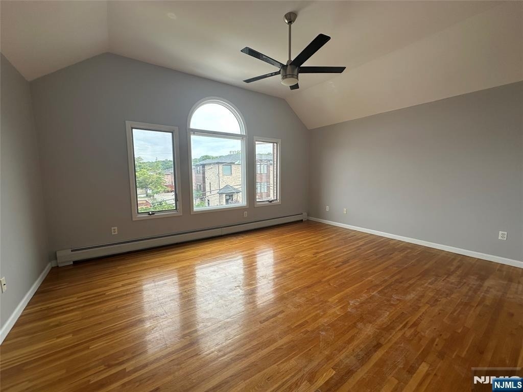 18 E Washington - Photo 8