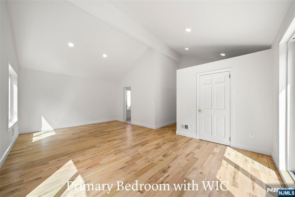 572 Ridgeland - Photo 16