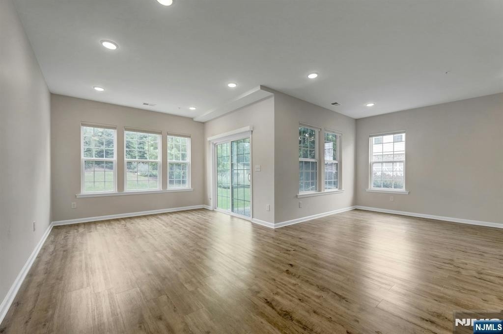 704 Cottonwood - Photo 30