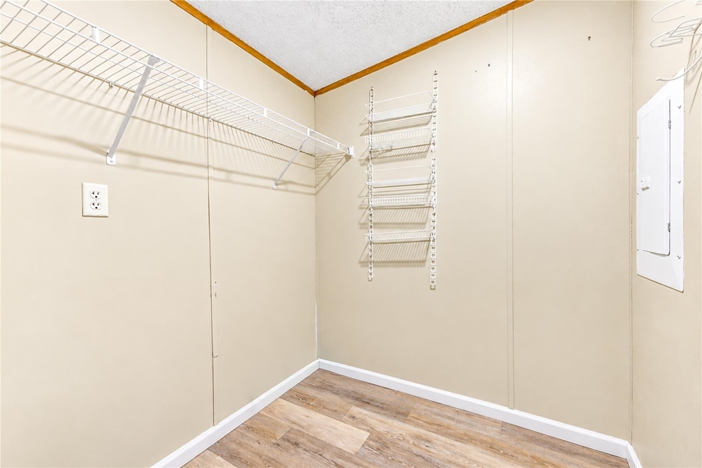 717 Hayman St - Photo 35