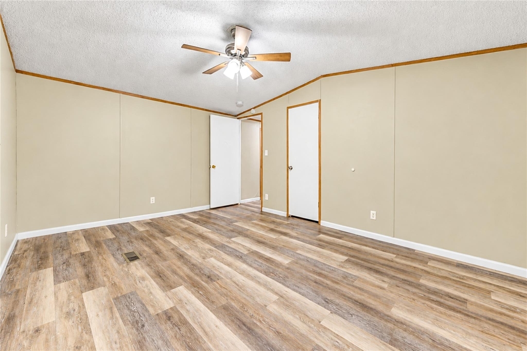 717 Hayman St - Photo 29