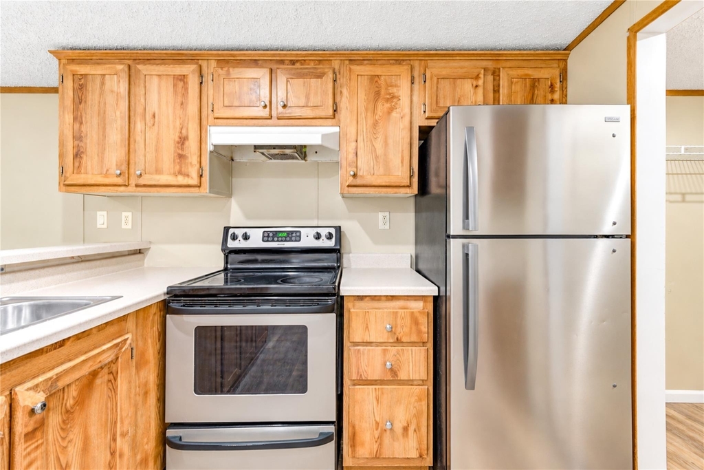 717 Hayman St - Photo 17