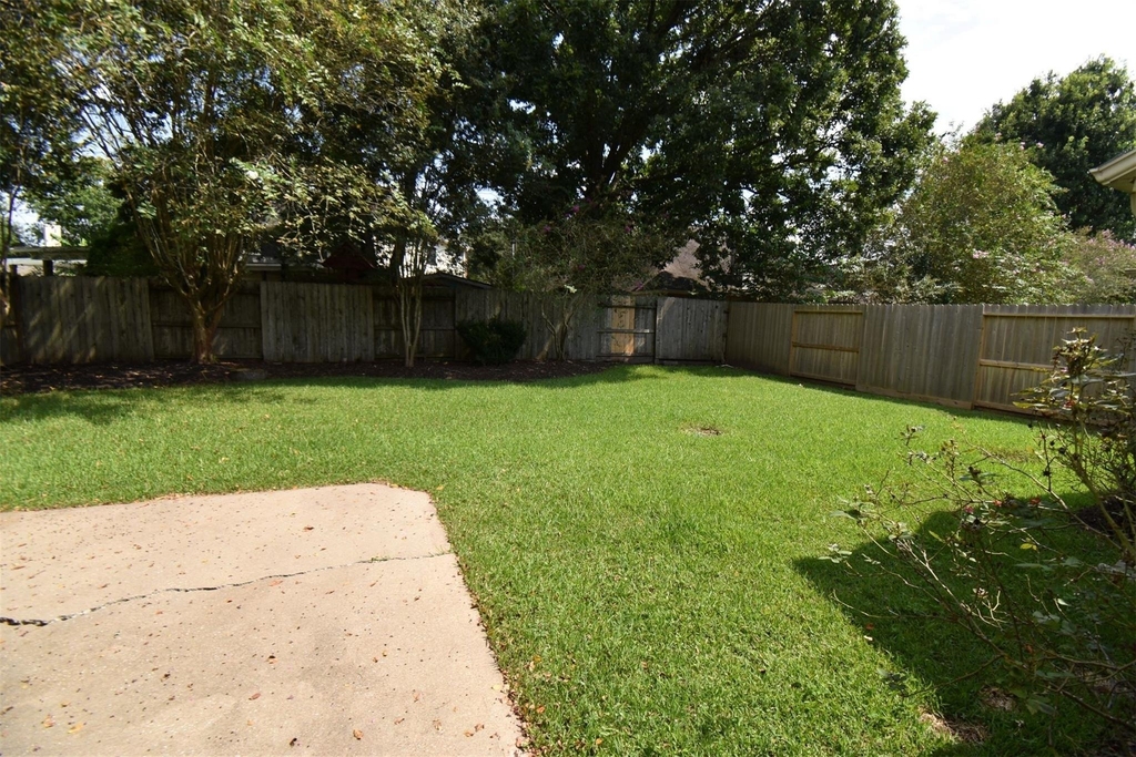 1822 Diamond Brook Drive - Photo 11