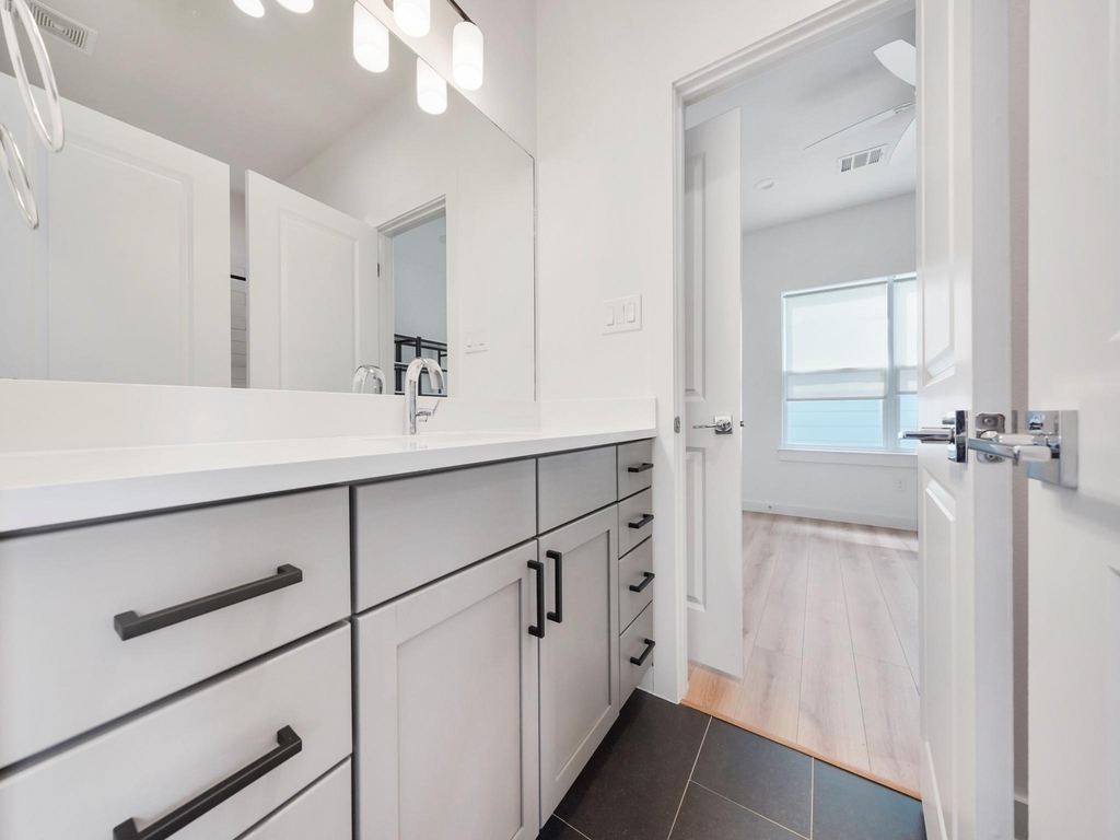 8934 Knoll Villas Street - Photo 8