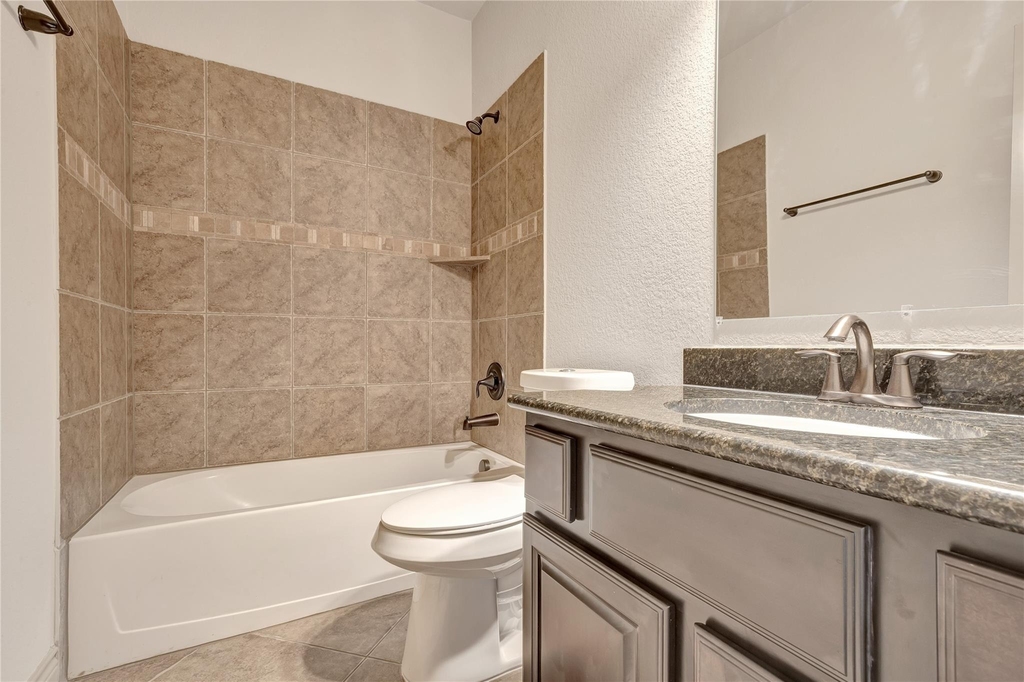 40515 Manor Drive - Photo 4