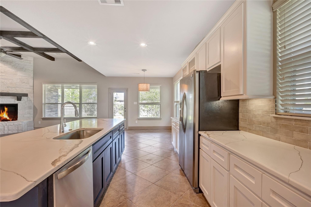 40515 Manor Drive - Photo 6