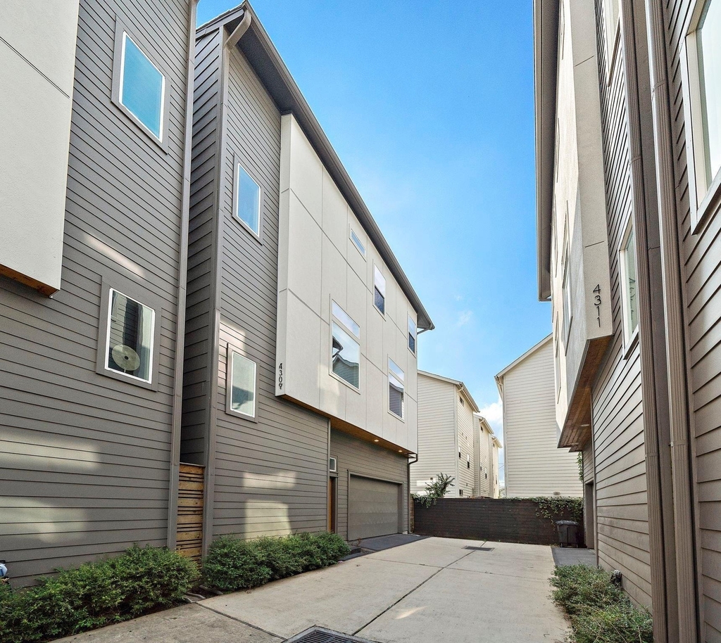 4309 Marina Street - Photo 23