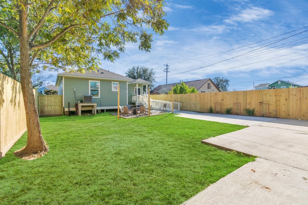 5322 Avenue K - Photo 7
