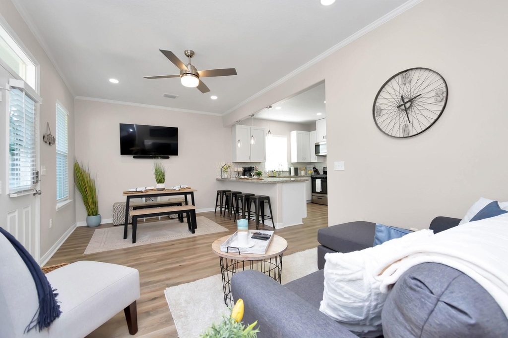 5322 Avenue K - Photo 17