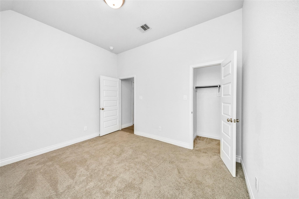 5810 Golden Peak Lane - Photo 27