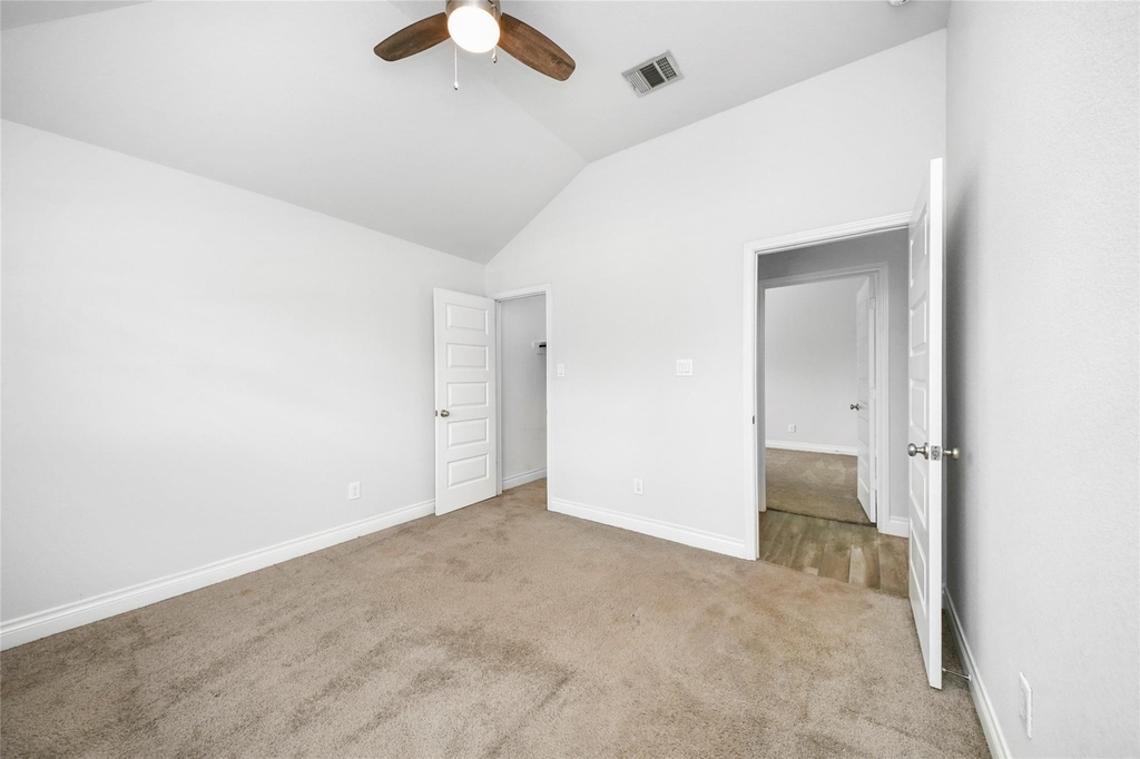 5810 Golden Peak Lane - Photo 22
