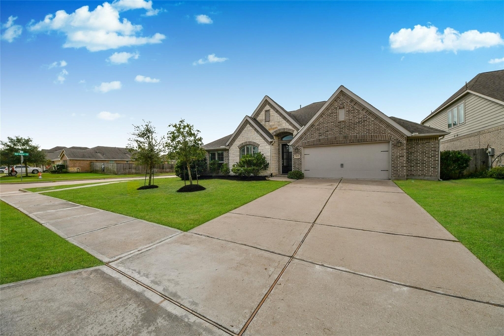 5810 Golden Peak Lane - Photo 40