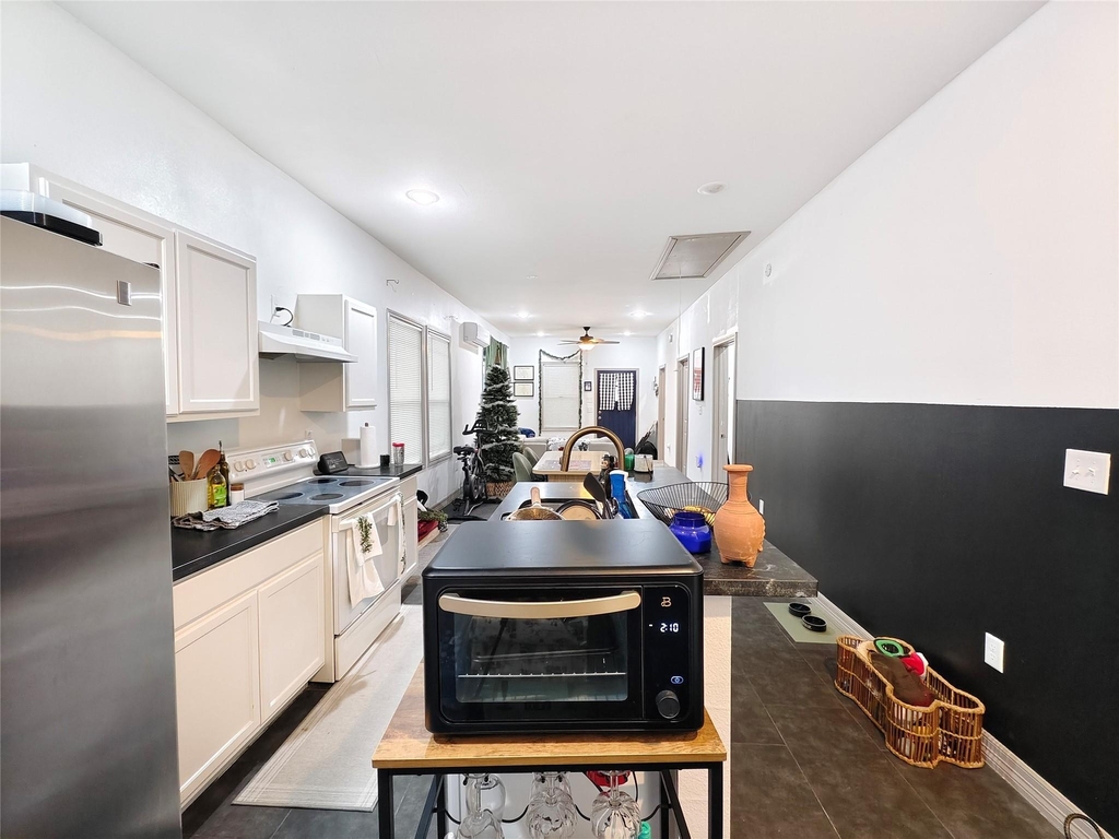 1217 Campbell Street - Photo 18
