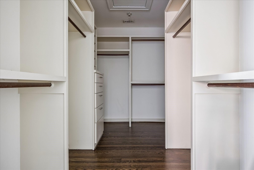 2121 Bolsover Street - Photo 29