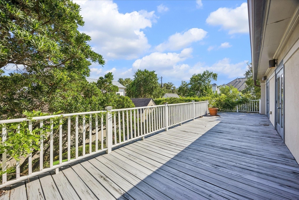 2121 Bolsover Street - Photo 38
