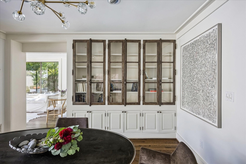 2121 Bolsover Street - Photo 13