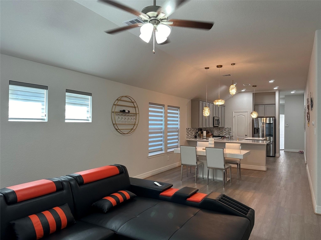 15515 Sailpoint Lane - Photo 3