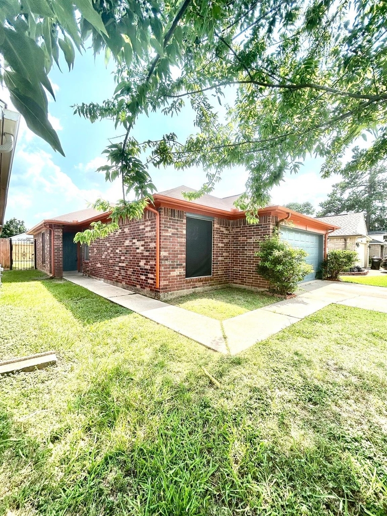 17013 Carbridge Drive - Photo 0