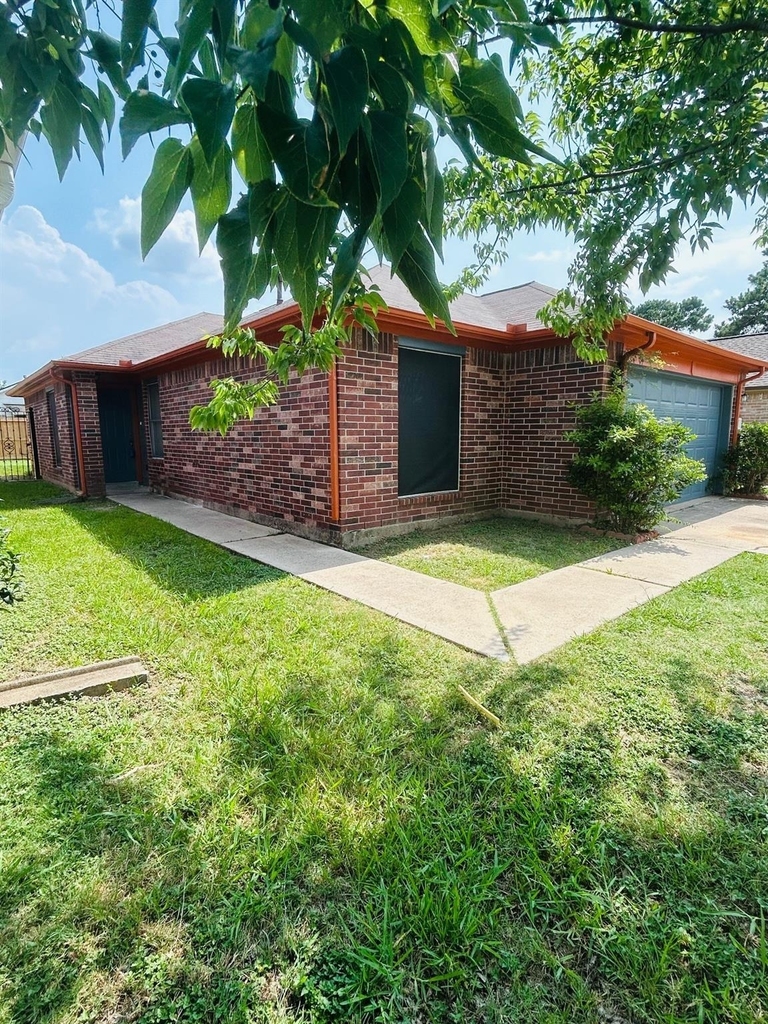 17013 Carbridge Drive - Photo 3