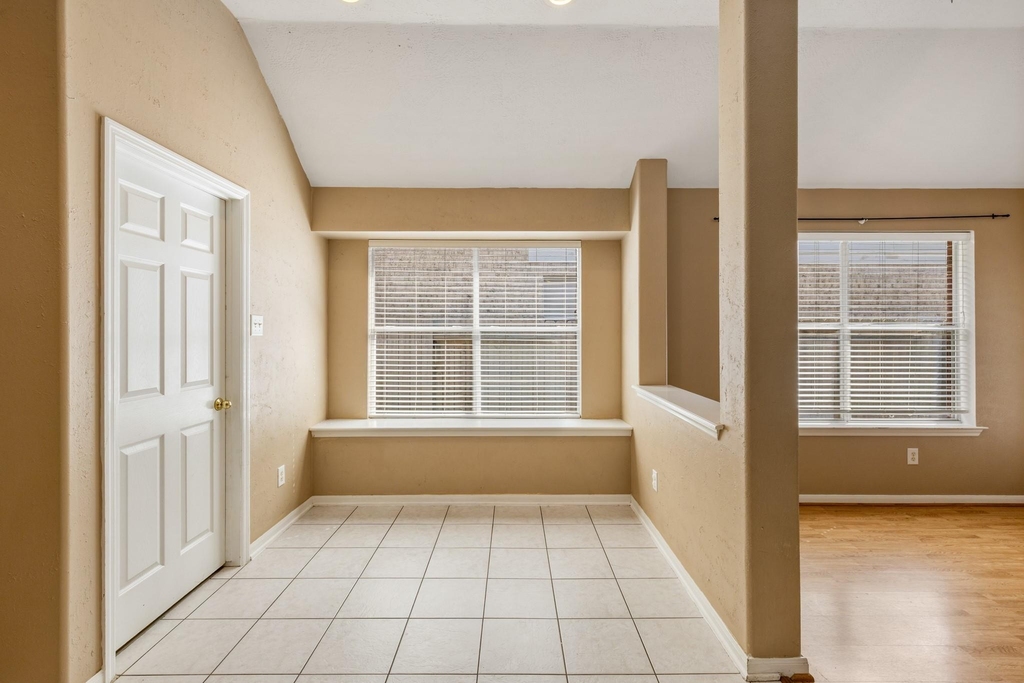1106 Kerri Ct Court - Photo 15