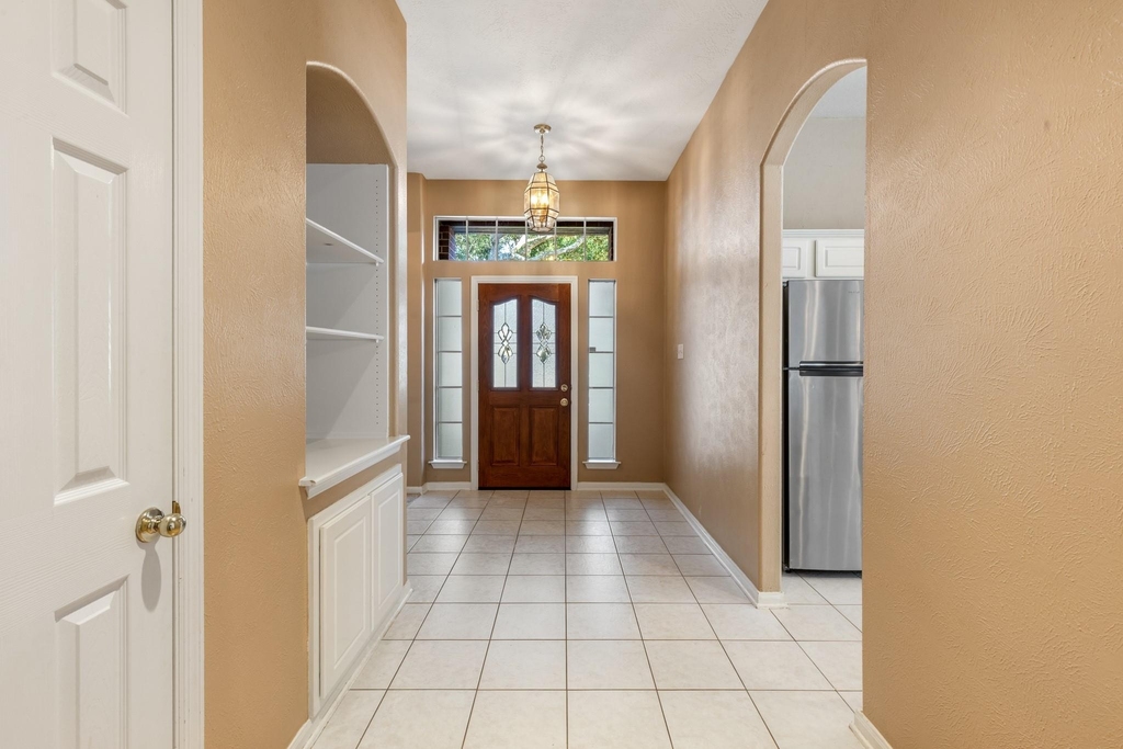 1106 Kerri Ct Court - Photo 4