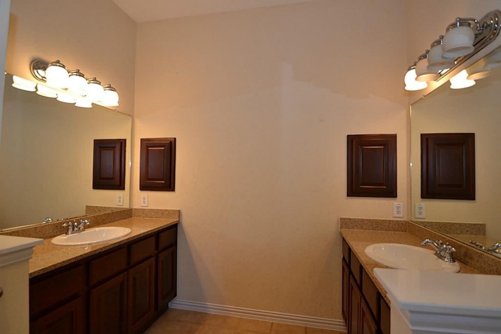 6606 Cadogan Court - Photo 18