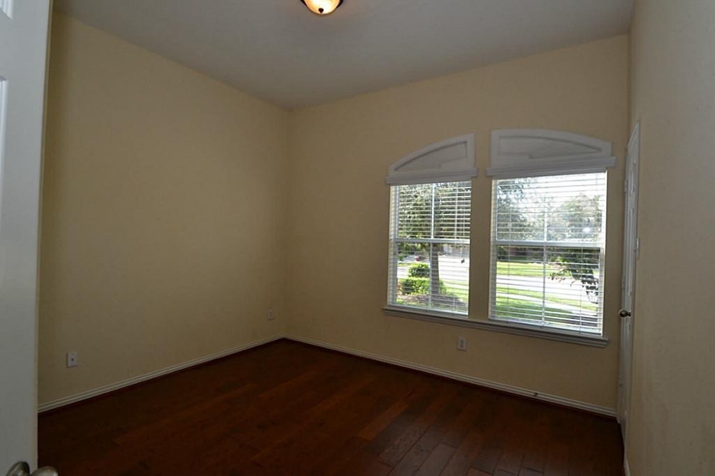 6606 Cadogan Court - Photo 16