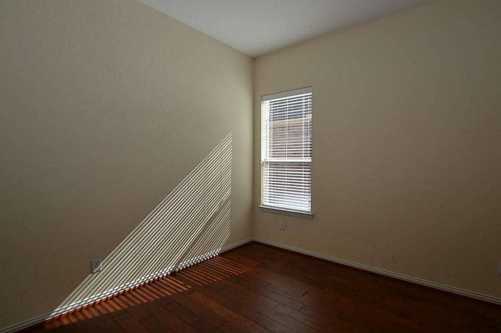 6606 Cadogan Court - Photo 10