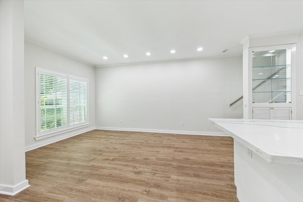 6727 Belmont Street - Photo 2