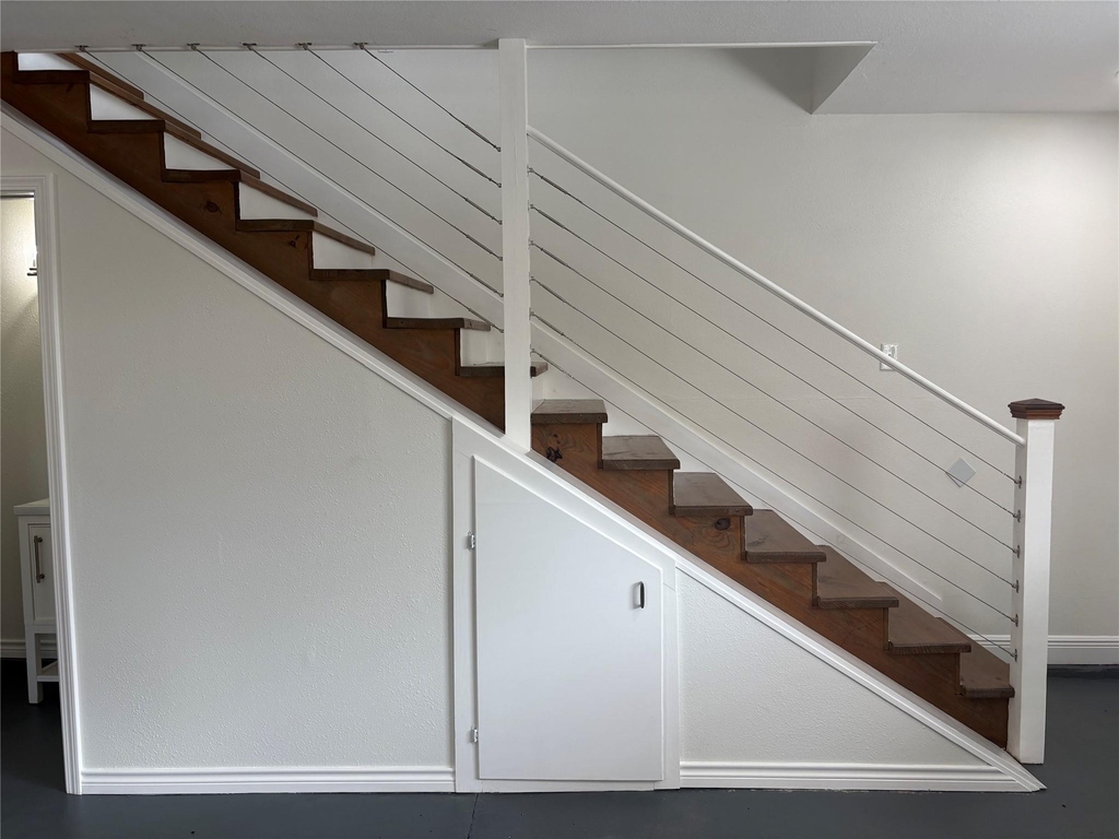 5325 Avenue R 1/2 - Photo 4