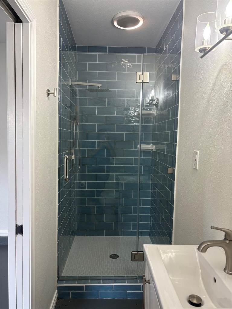 5325 Avenue R 1/2 - Photo 12
