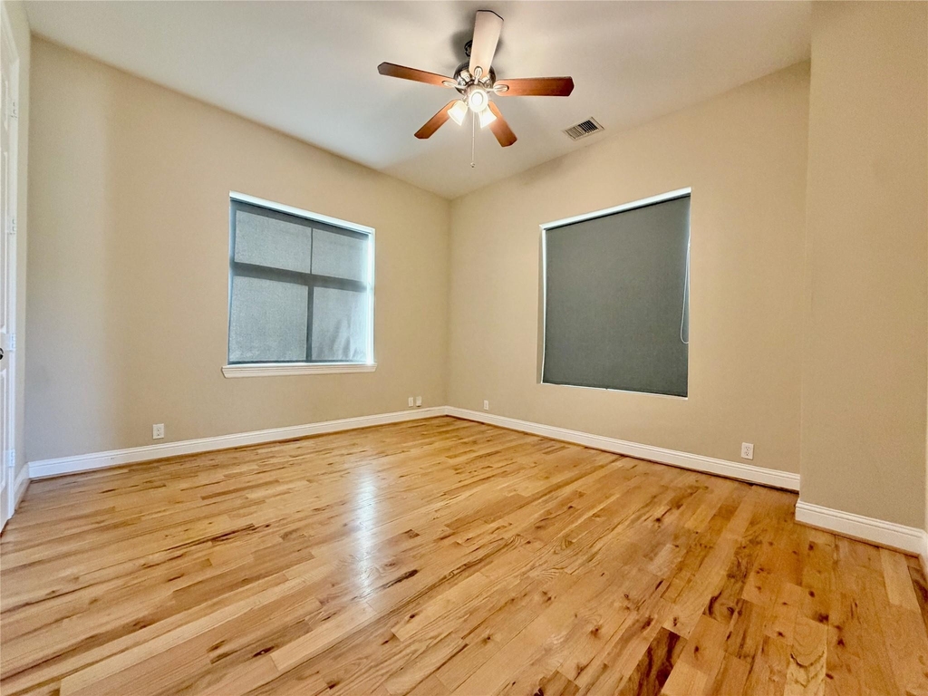 314 W Bell Street - Photo 12