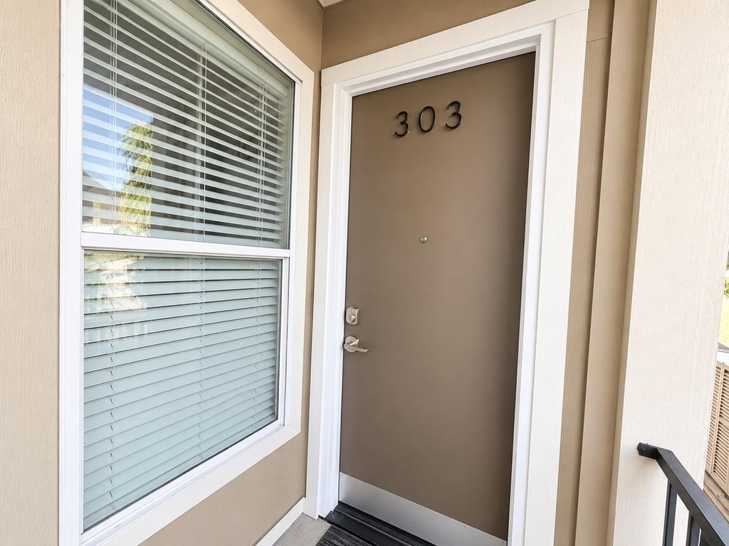314 W Bell Street - Photo 37
