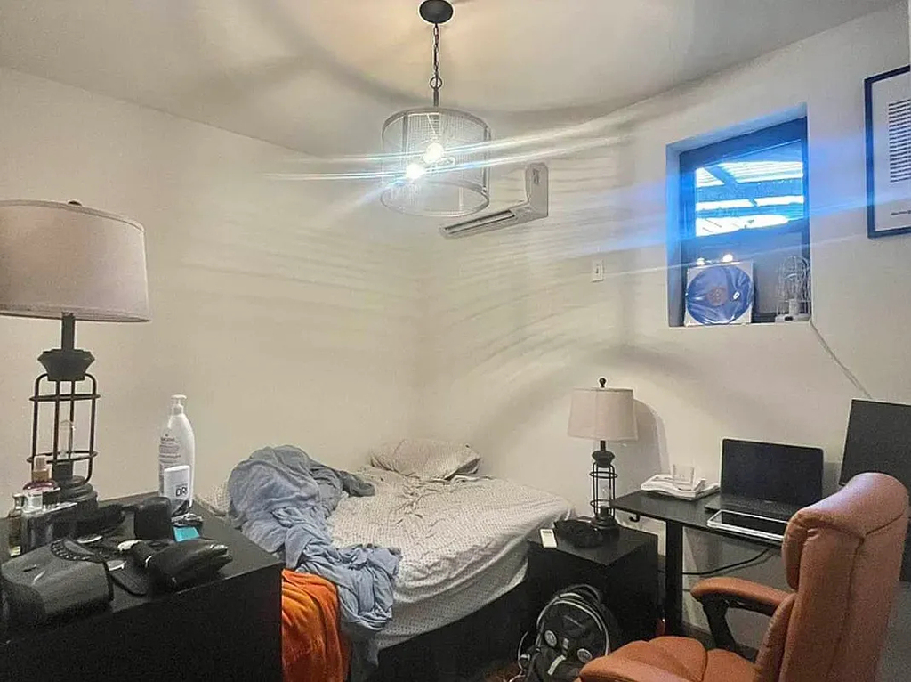 376 Graham Avenue - Photo 1