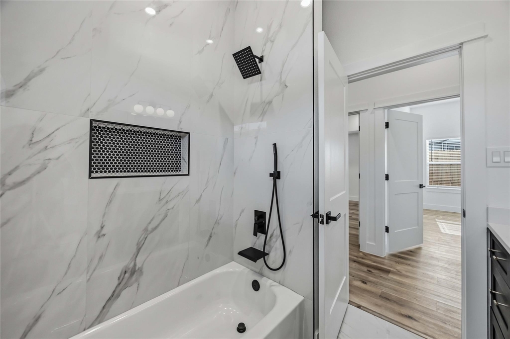 3211 Market Street - Photo 11
