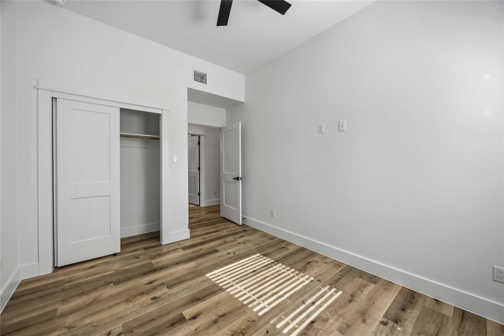 3211 Market Street - Photo 10