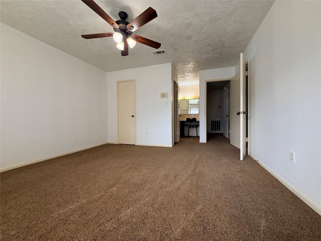 8808 Wilcrest Drive - Photo 9