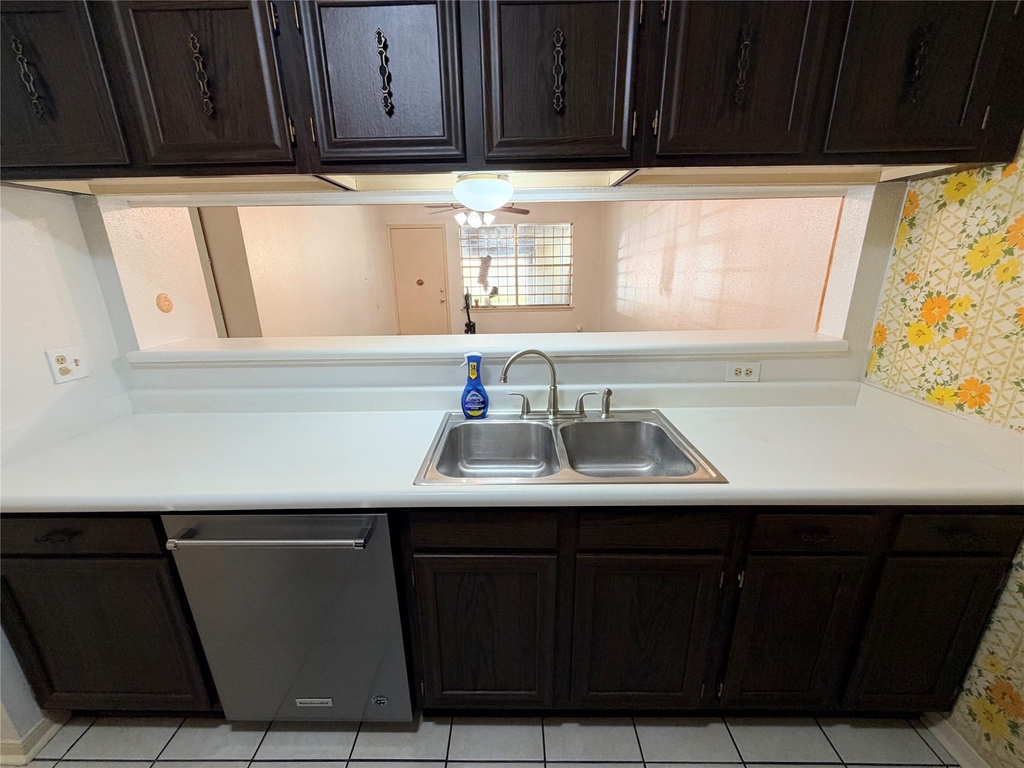 8808 Wilcrest Drive - Photo 7