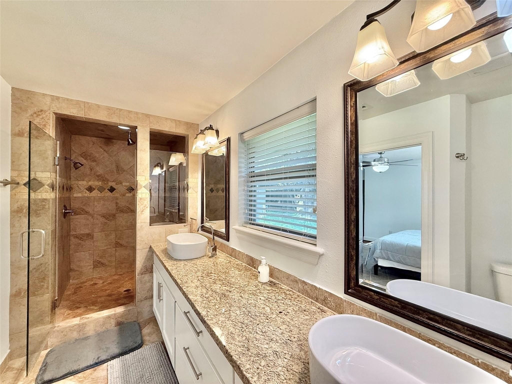 5454 Imogene Street - Photo 11