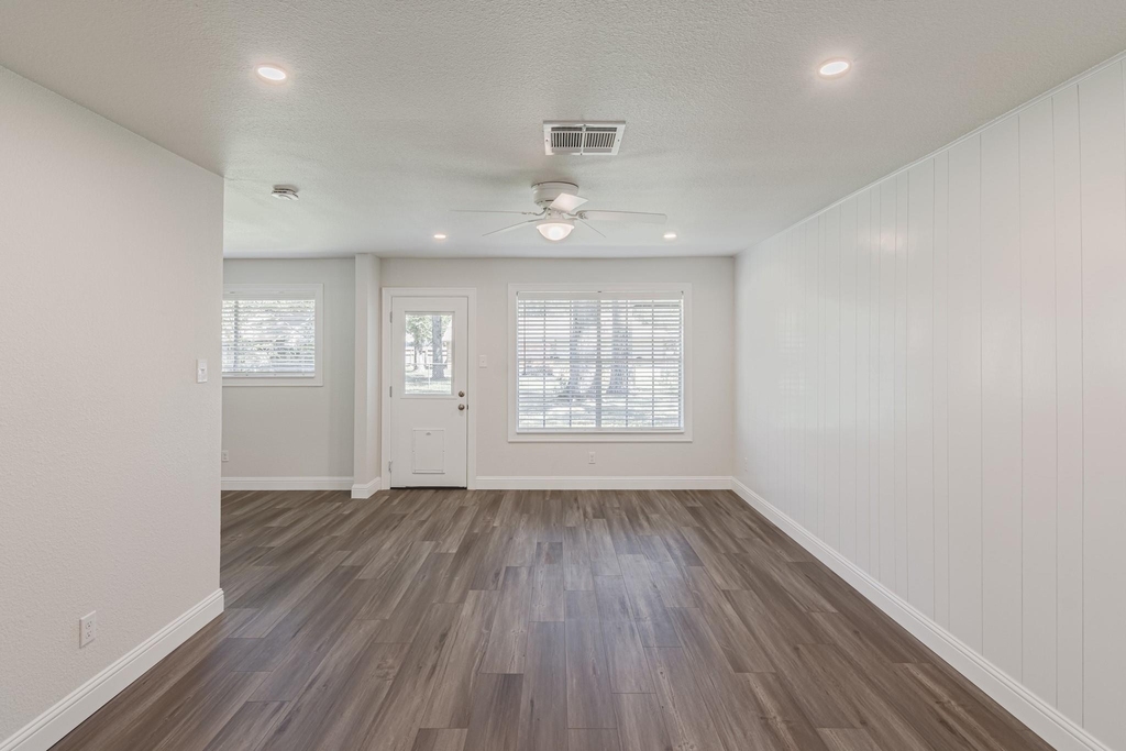3402 Gary Lane - Photo 7