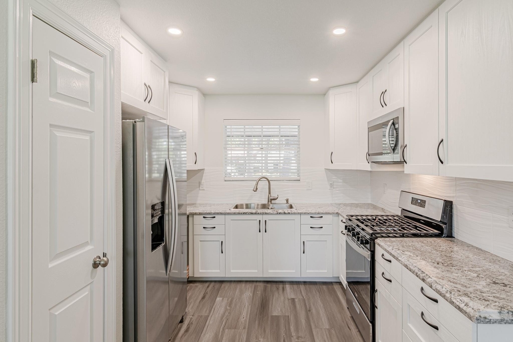 3402 Gary Lane - Photo 12