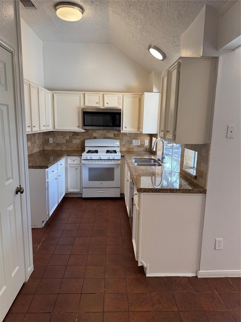 9911 Orangevale Drive - Photo 19