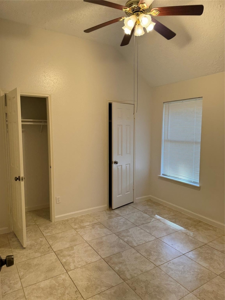 9911 Orangevale Drive - Photo 36