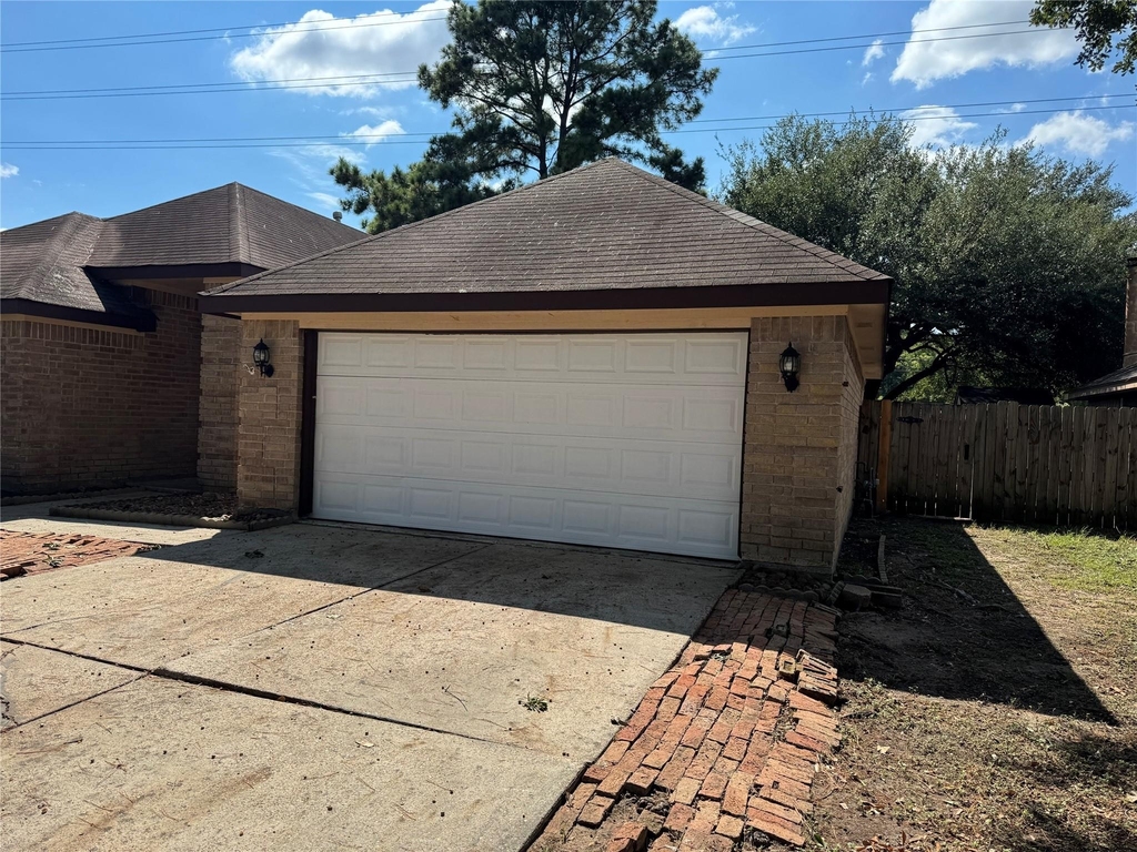 9911 Orangevale Drive - Photo 32