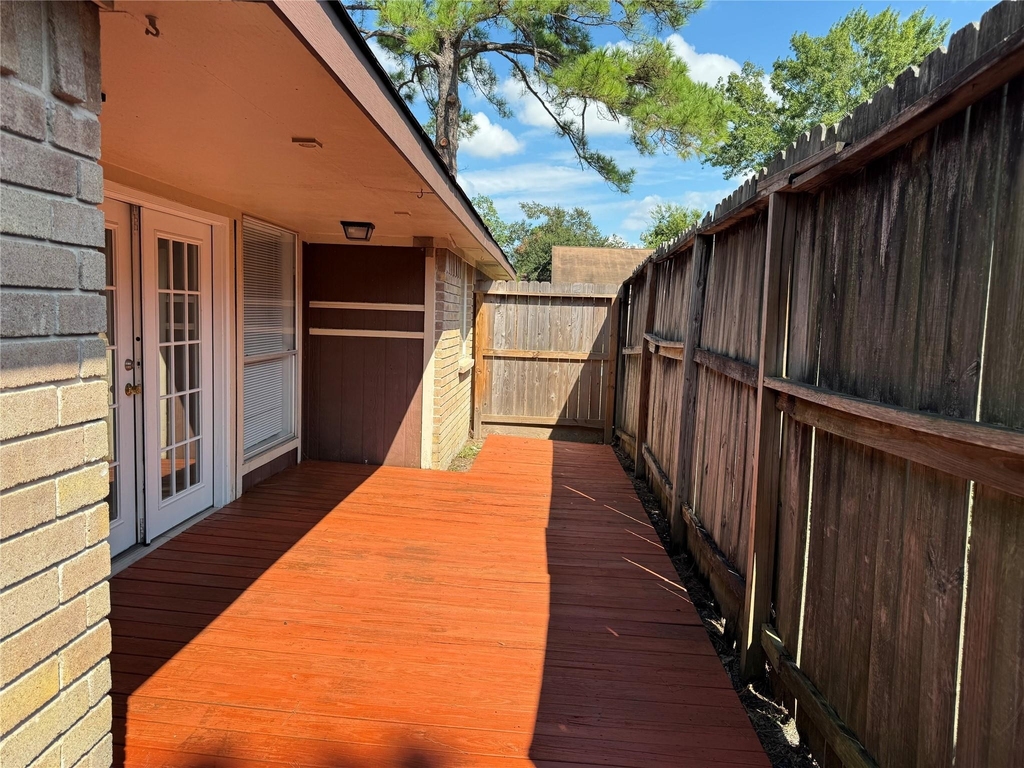 9911 Orangevale Drive - Photo 14